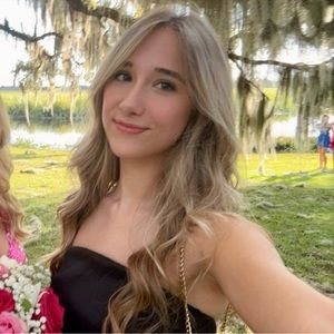 Meet your Posher, Laney